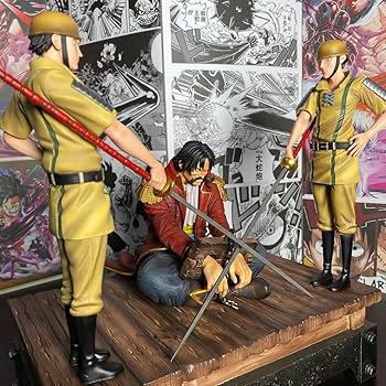 Amazon.co.jp: ゴールドロジャー 海賊王 フィギュア ガレージ